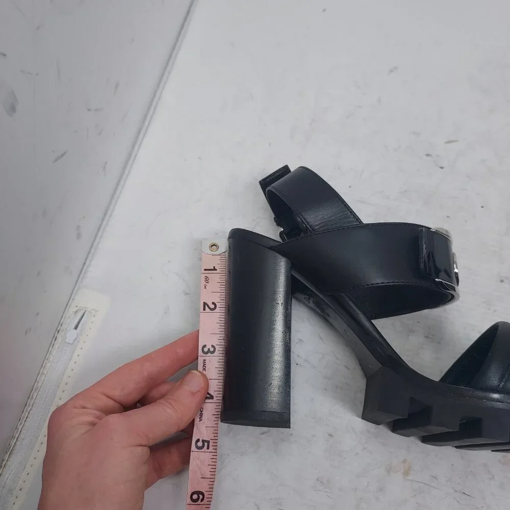 LOUIS VUITTON Black LV Star Trail Heel Sandal - Picture 12 of 12